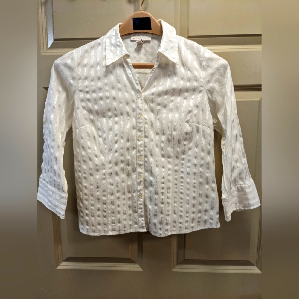 M Collection Petite V-neck Button Down Shirt-size 10P